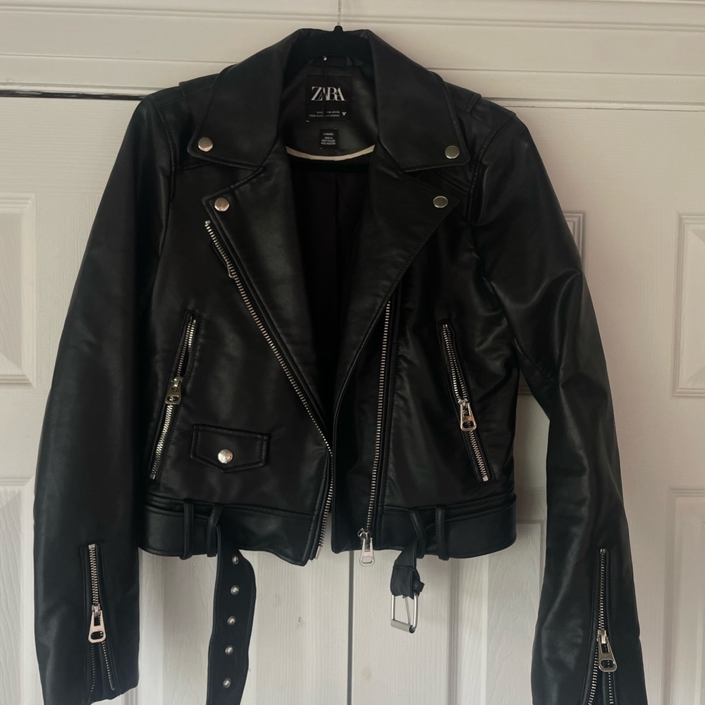 🖤Zara Faux Leather Jacket🖤